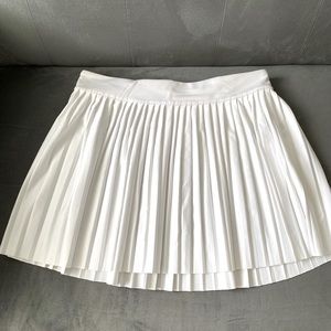 Vineyard Vines White Performance Pleated Skirt sz M NWT